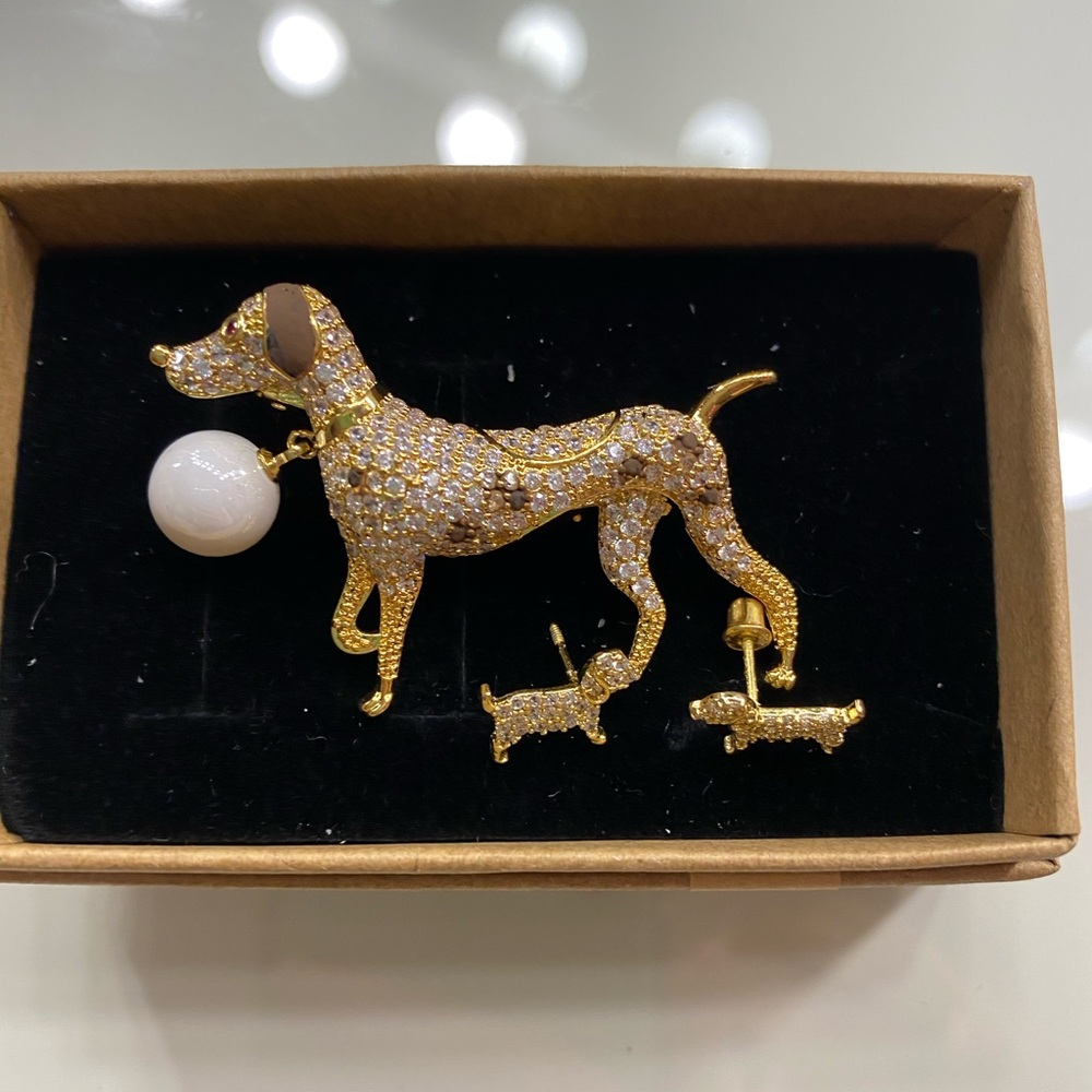 Dog Brooch w/hanging pearl and earrings to match